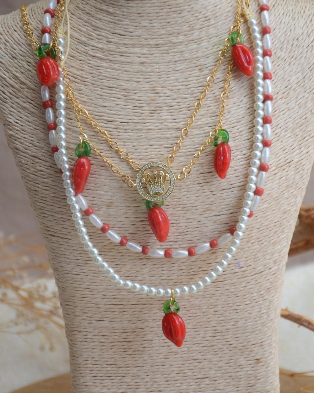 collar con dije aji de moda