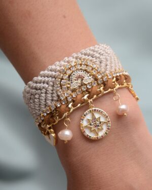Pulsera artesanal para mujer